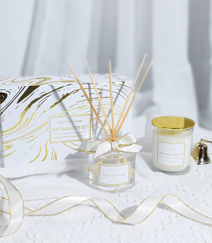 White & Gold Reed Diffuser and Scented Candle Gift Set