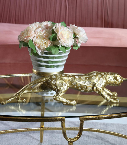 Leopard Sculpture Resin Showpiece