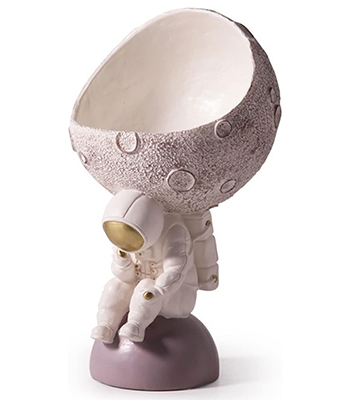 Creative Astronaut Key Storage