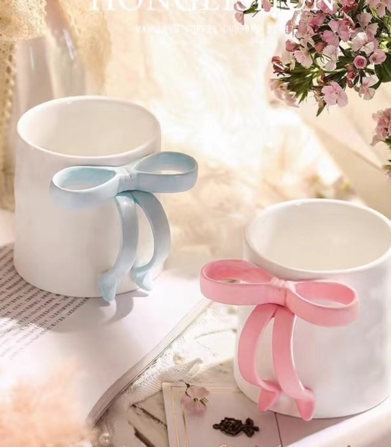 Ceramic Mug Set with Bow Design & Lid