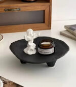 Creative Ceramic Jewelry Tray – Three-Legged Artistic Oval Design – 16 cm – Black & White - Image 4